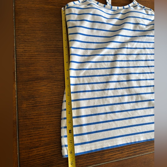 Lululemon blue & white striped Power Y Tank racer-back straps, hip length size 6 - Picture 9 of 9